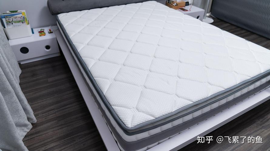 一张床垫，双重睡感 颠覆你对睡眠的想象